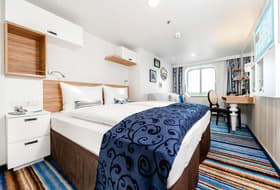 TUI Cruises Mein Schiff 4 Accommodation Outside Cabin.jpg